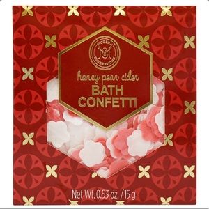 🆓✨FREE w/ $15 BUNDLE!!✨Bath Confetti - Honey Pear Cider